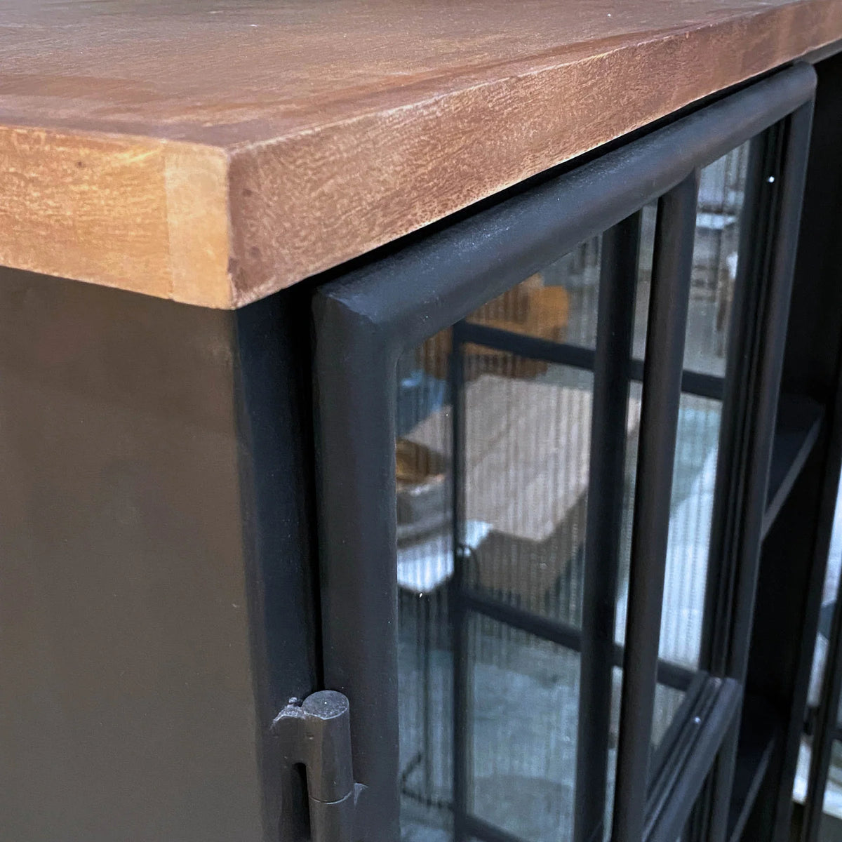 Tradition Display Cabinet Collection