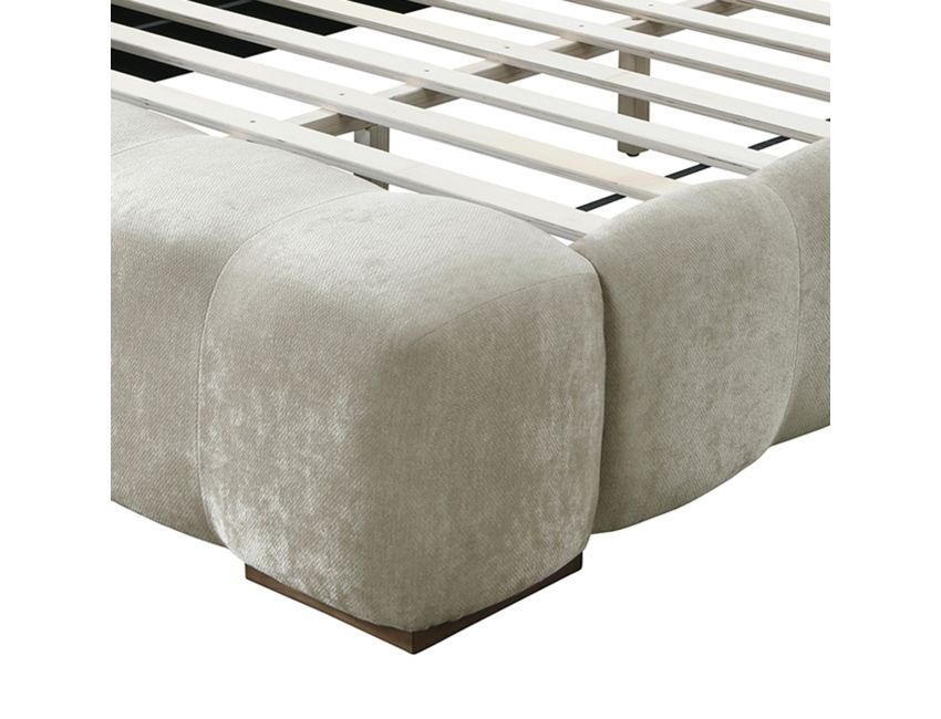 Pasha Upholstered Bed