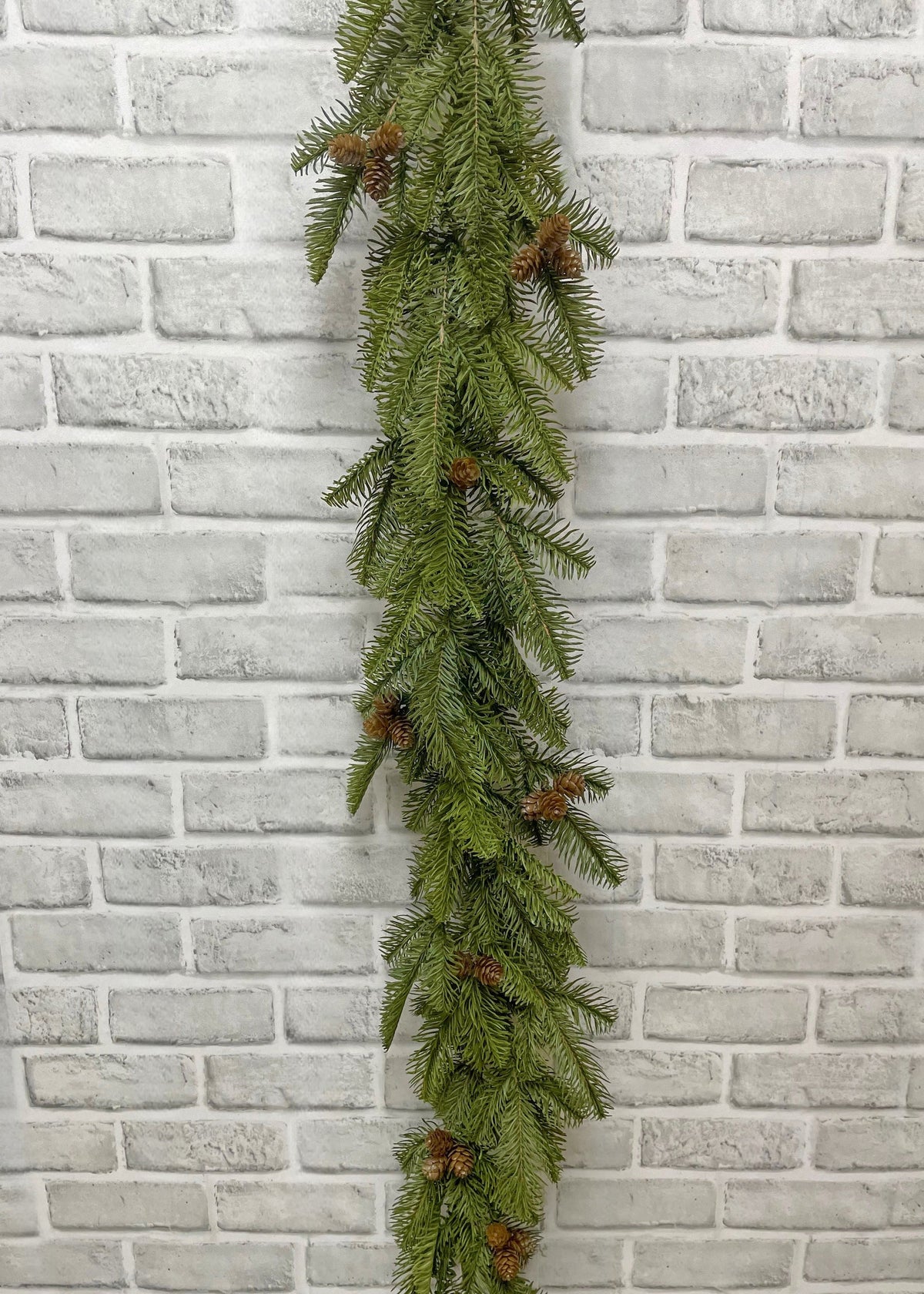 Balsam Garland w/ Cones